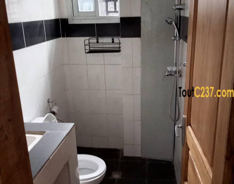Appartement à louer à Bali, Douala