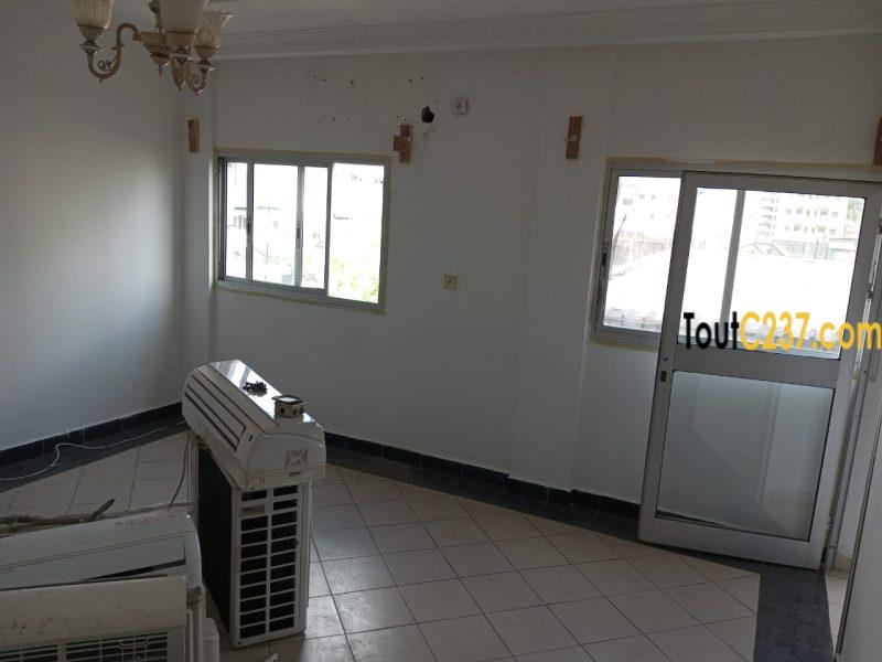 Appartement à louer a Bonapriso Douala