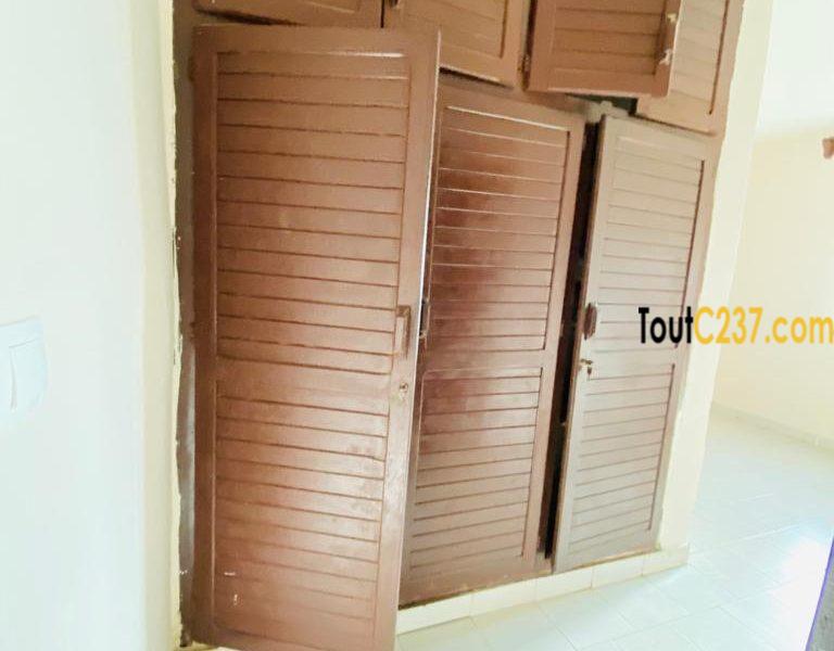 Appartement à louer à Bonamoussadi Douala