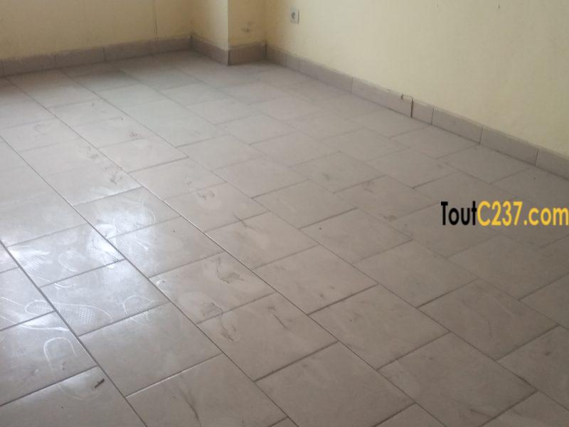 Bureaux à louer à Akwa, Douala