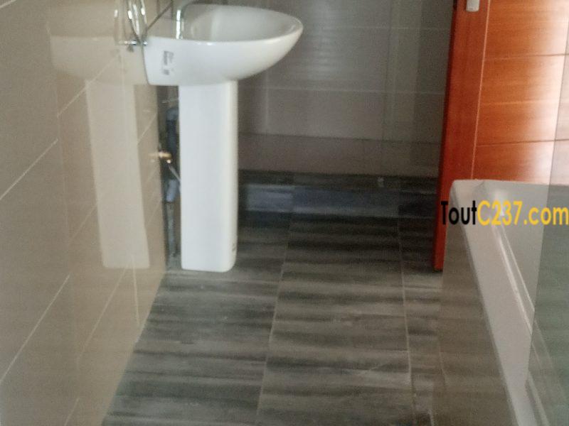 Duplex en appartement à louer a Deido