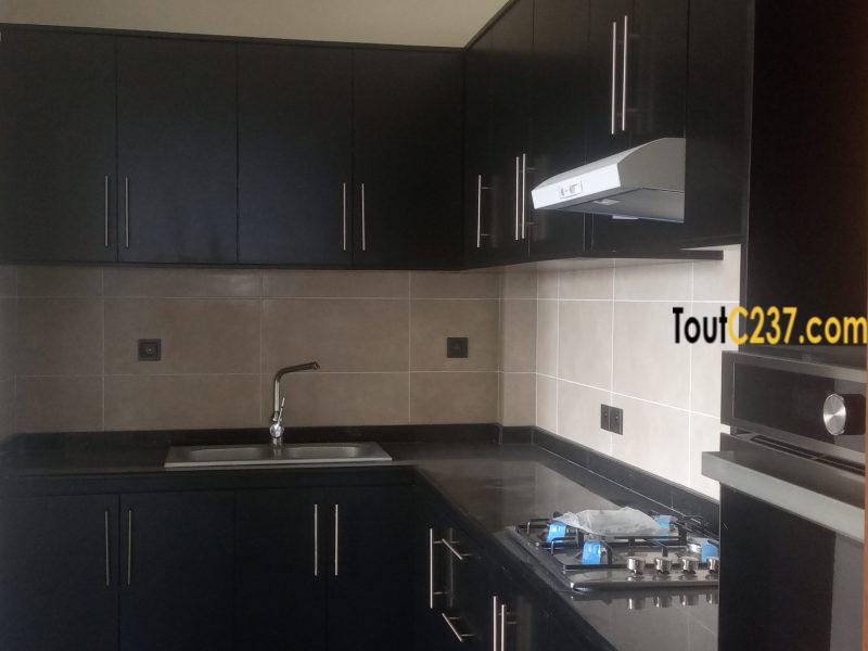 Appartement neuf à louer à Deido, Douala