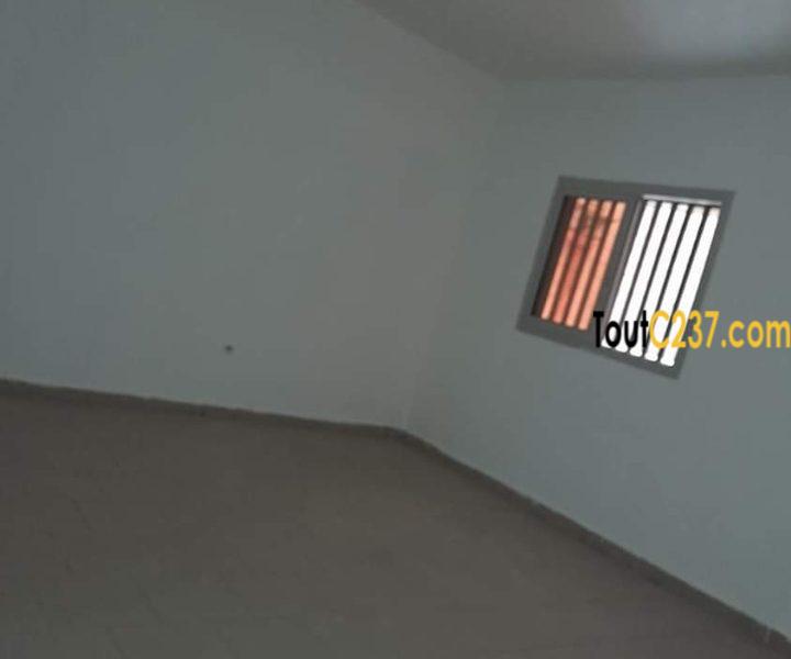 Appartement à louer à Bonamoussadi