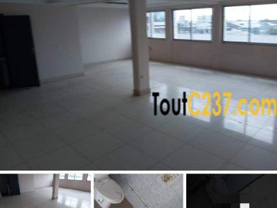 Open Space pour bureau à Akwa