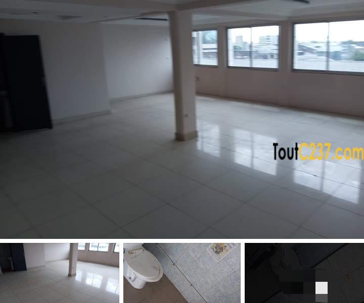 Open Space pour bureau à Akwa