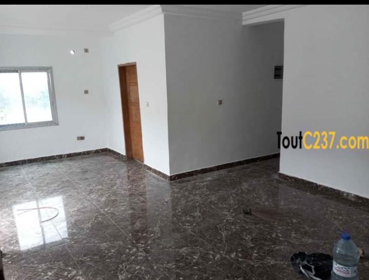 Appartement à louer à Youpwe Douala