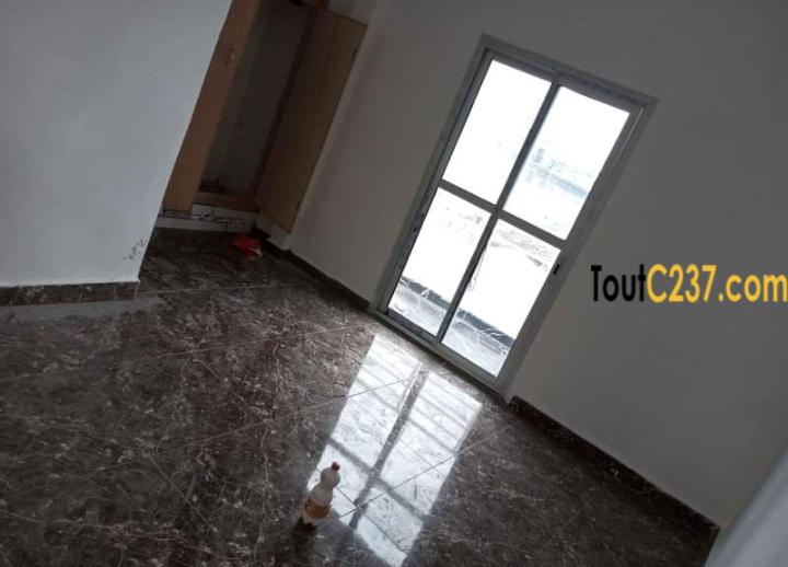 Appartement à louer à Youpwe Douala