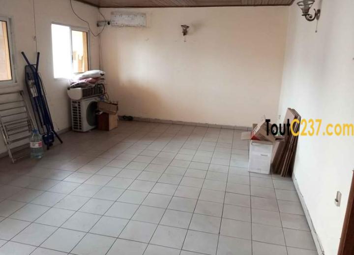 Appartement à louer à Bonanjo Douala