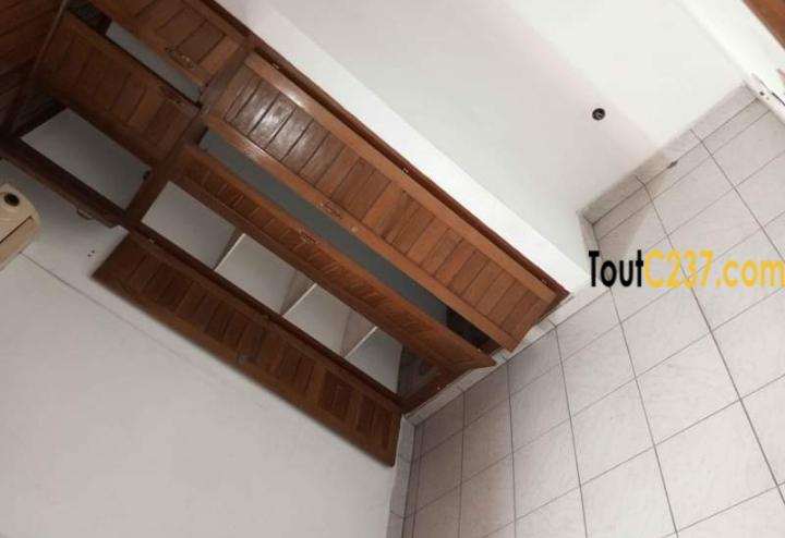 Appartement à louer à Bonanjo Douala