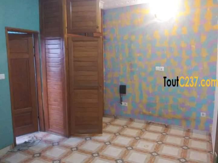 Immeuble à Vendre à Akwa Nord, Douala