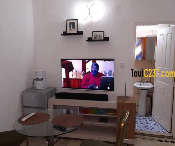 Chambre meublée à louer à Bonamoussadi