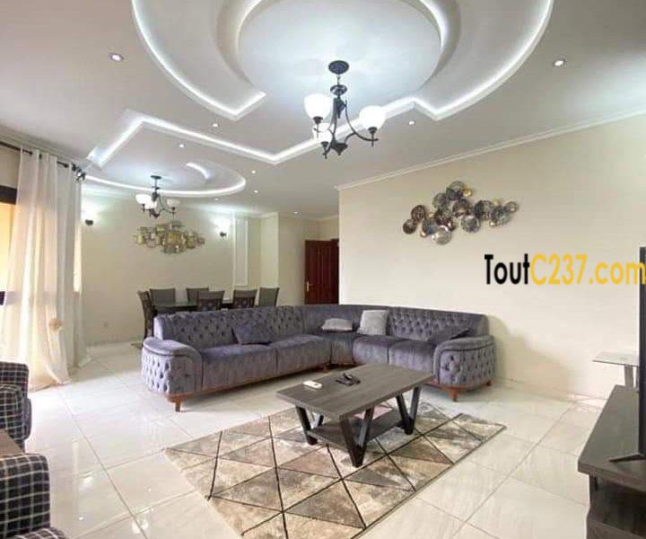 Appartement à louer à Logpom, Gabon bar