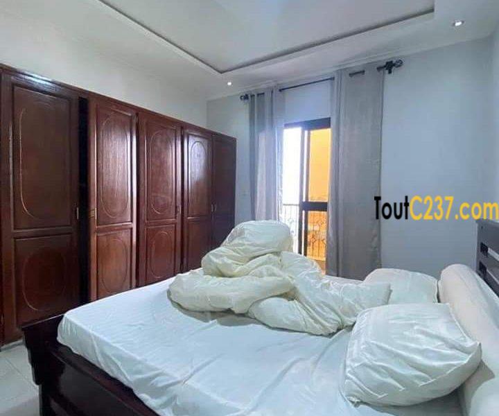 Appartement à louer à Logpom, Gabon bar