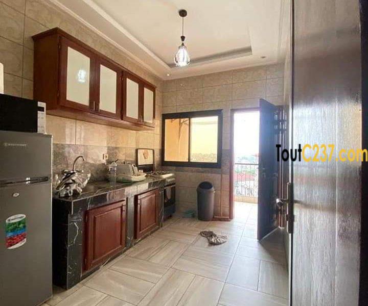 Appartement à louer à Logpom, Gabon bar