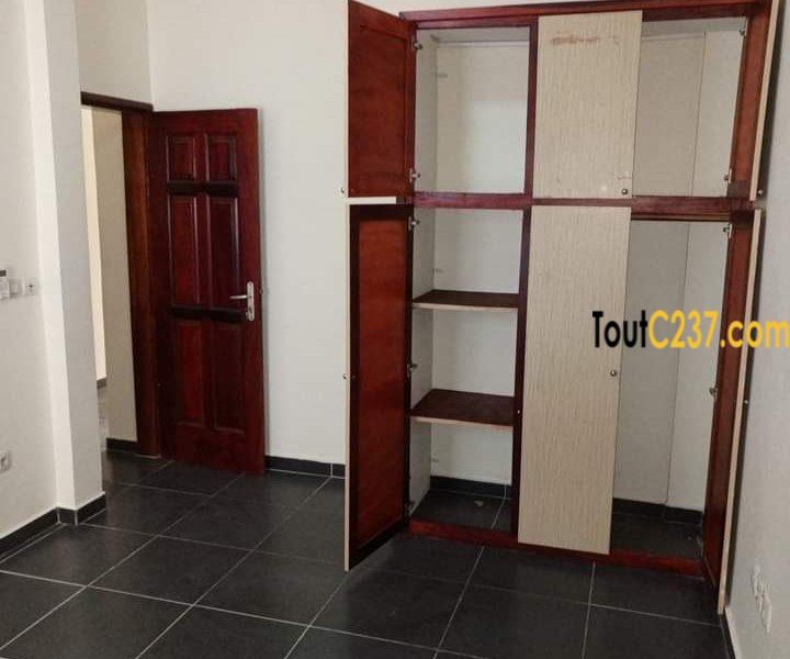 Appartement à louer à Logpom