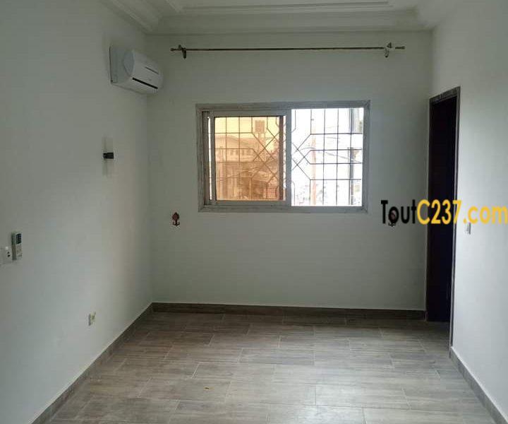 Appartement a louer à Logpom