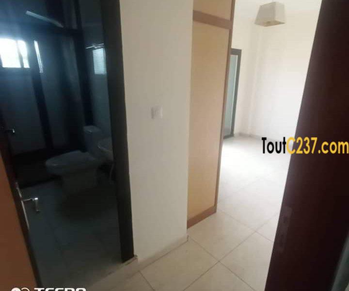 Appartement en duplex à louer à Bali