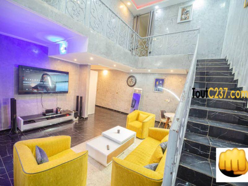 Appartement en duplex meublé à Makepe