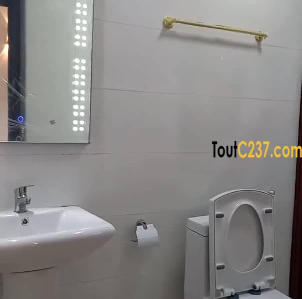 Appartement vip à louer à Bali, Douala