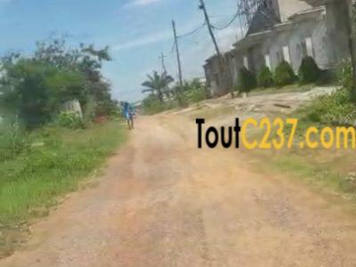 Terrain d'angle à vendre à Yassa