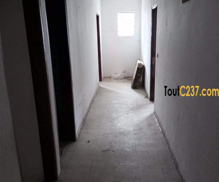 Maison a louer à Bonapriso, Douala