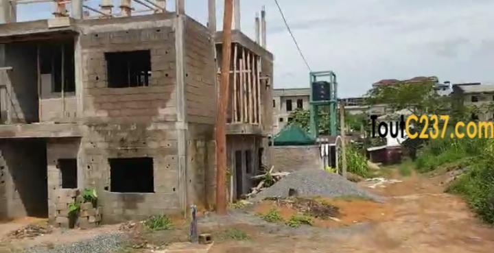 Plusieurs lots de terrain à vendre lendi