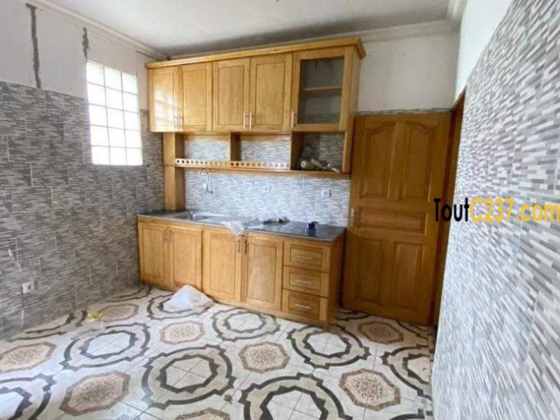 Appartement à louer à Bonamoussadi, Douala