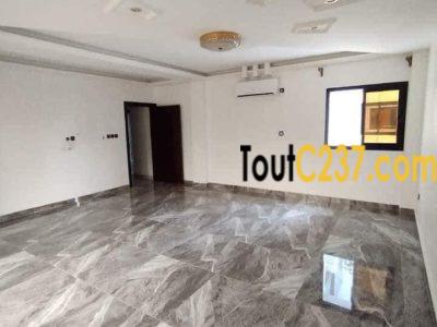 Appartement à louer à Bali, Douala