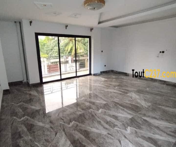 Appartement à louer à Bali, Douala