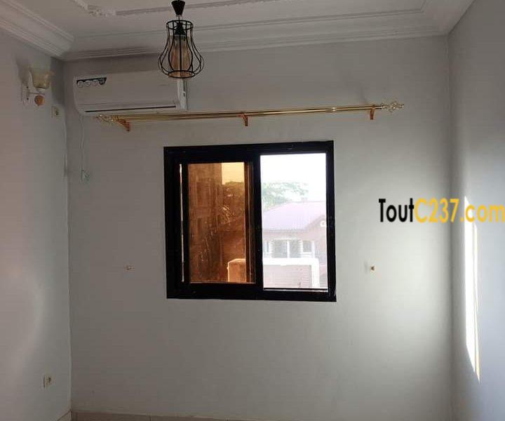 Appartement neuf à louer à Bonamoussadi