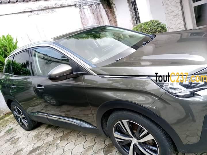 Toyota Peugeot 3008 à vendre à Douala