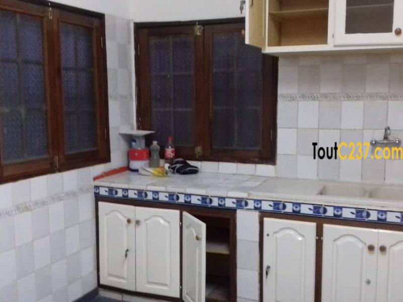 Maison à vendre à Yassa Cité Chirac