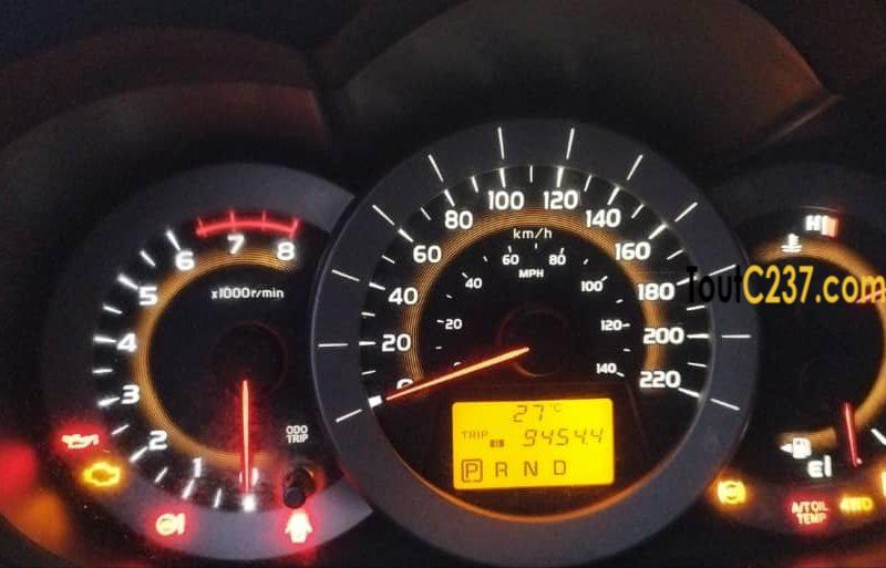 Toyota Rav4 à vendre à Douala