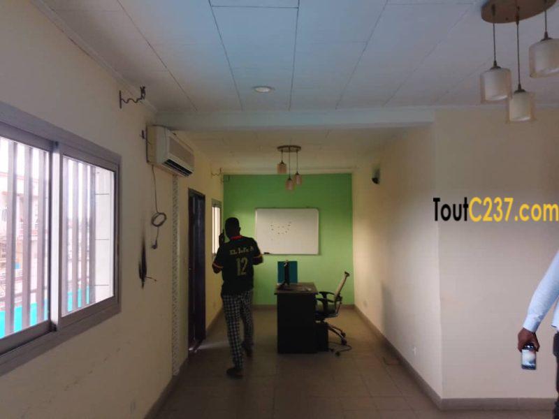 Appartement à louer à Bali, Douala