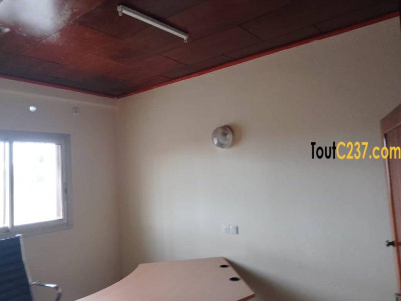 Appartement à louer à Bali, Douala