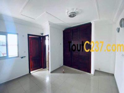 Plusieurs appartements à Bonamoussadi