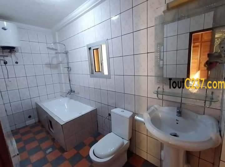 Appartement à louer à Bonamoussadi