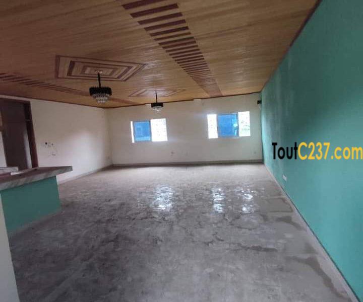 Appartement privé à louer à Bonamoussadi