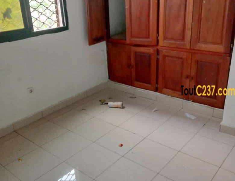Appartement à louer à Makepe Douala