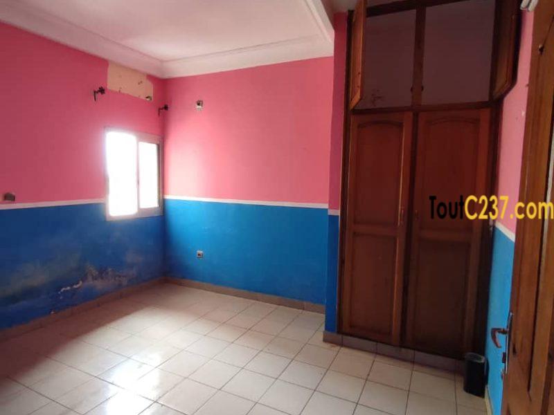 Appartement à louer à Bonamoussadi Douala