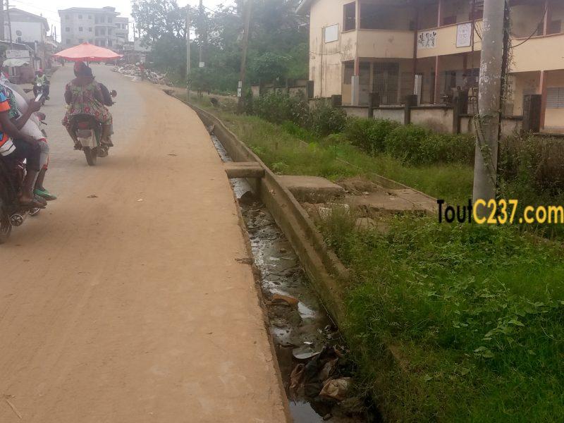 Terrain commercial à vendre à Kotto