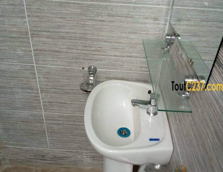 Chambre d'étudiant à louer à Pk17, Douala