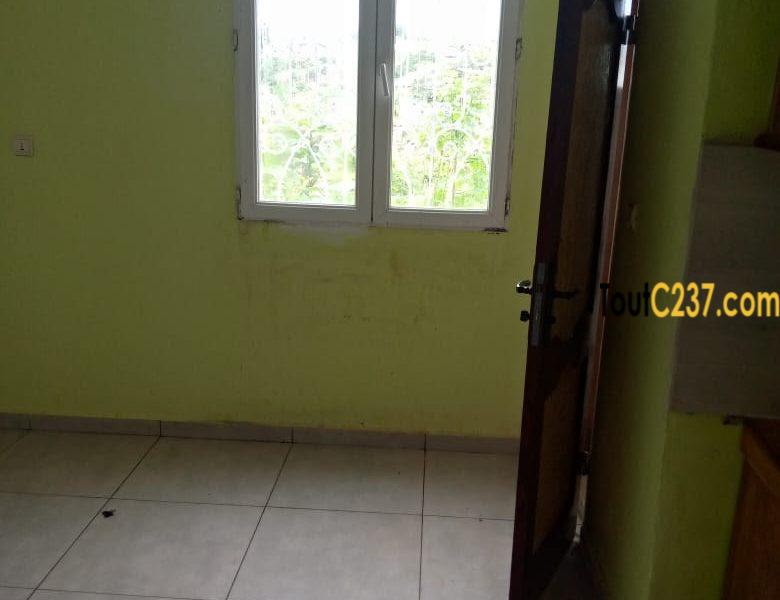 Chambre d'étudiant à louer à Pk17, Douala