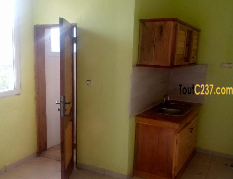 Chambre d'étudiant à louer à Pk17, Douala
