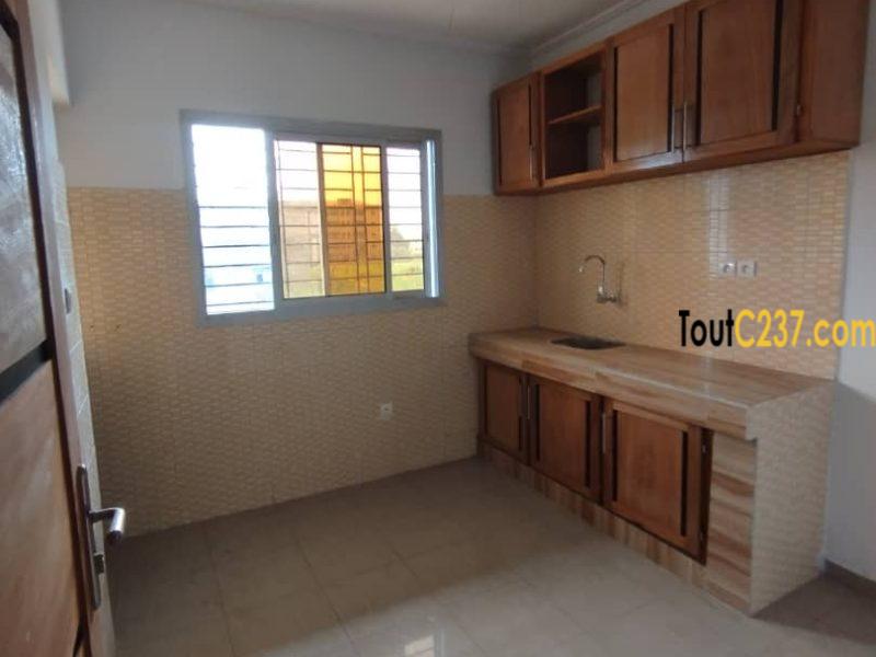 Appartement neuf à louer à Bonamoussadi Douala