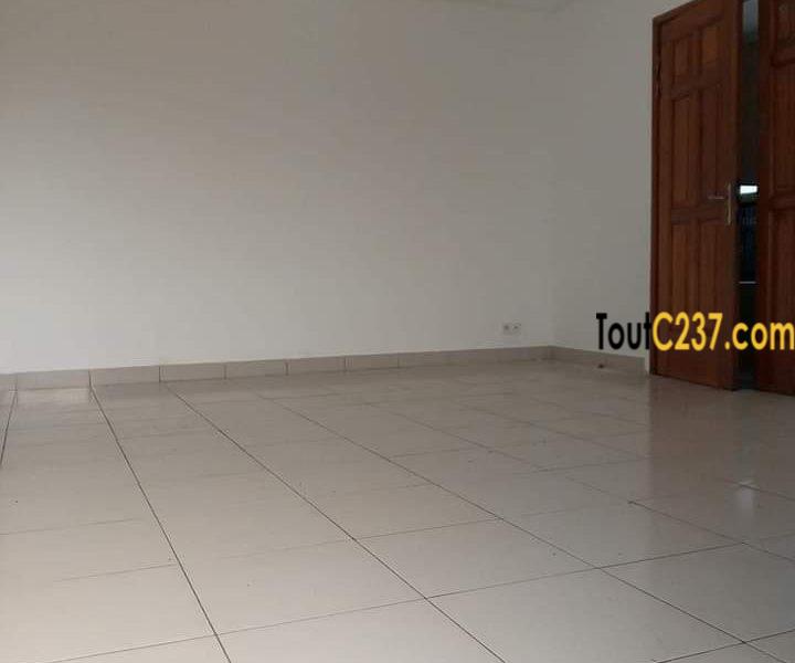 Appartement à louer à Deido Douala