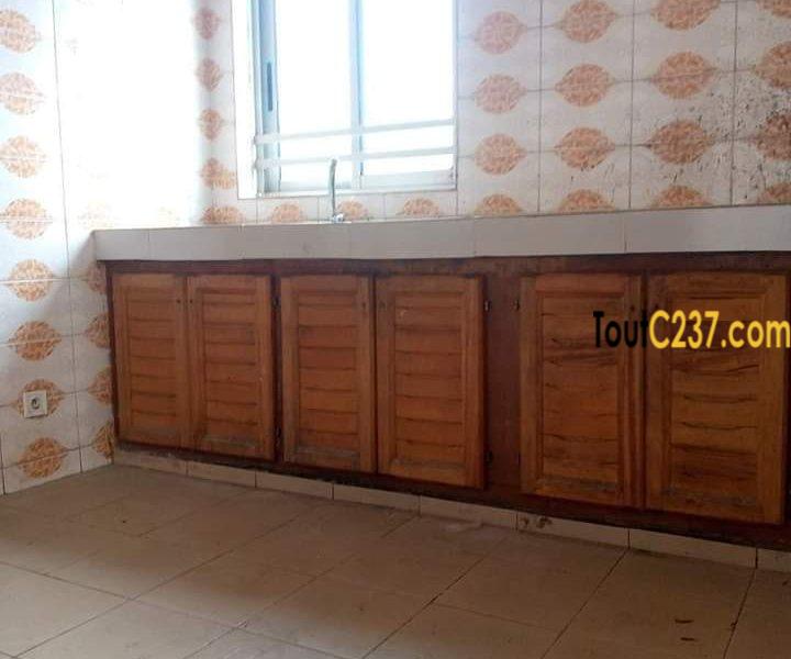 Appartement à louer à Deido Douala