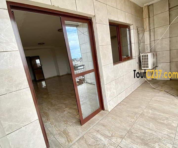Appartement vip à louer à Logpom, Douala