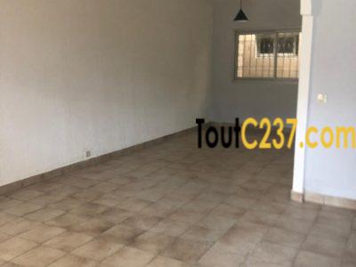 Maison sic à louer à Kotto, Douala