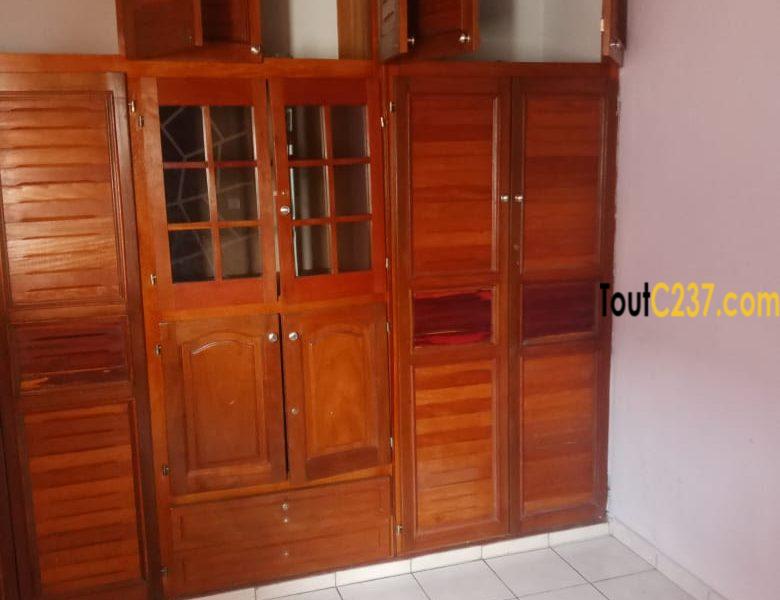 Duplex à louer à Bonamoussadi Douala